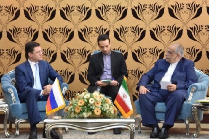  مذاکرات جدید اقتصادی تهران-مسکو / حل مشکلات بانکی از دستاوردهای توسعه روابط دو کشور