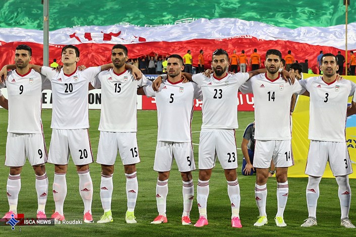 چرا آدیداس از پیراهن تیم ملی ایران رونمایی نکرد/ شاگردان کی‌روش لباس فِیک می‌پوشند؟! + عکس