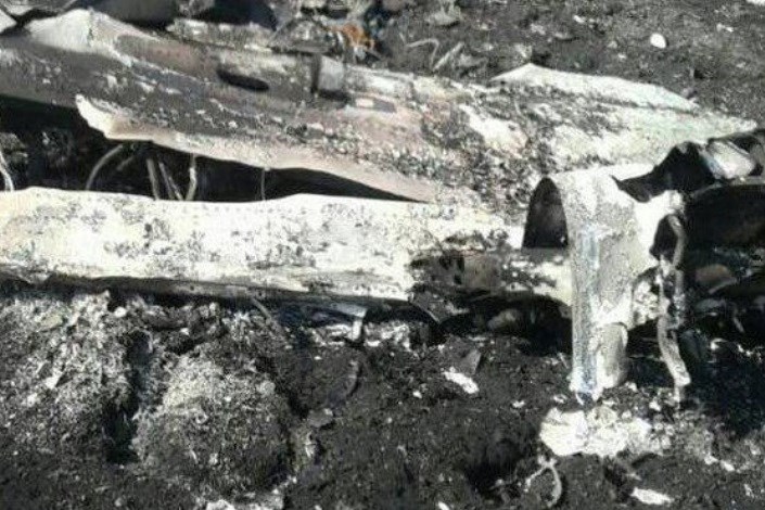 سقوط هواپیمای نظامی در سروستان فارس