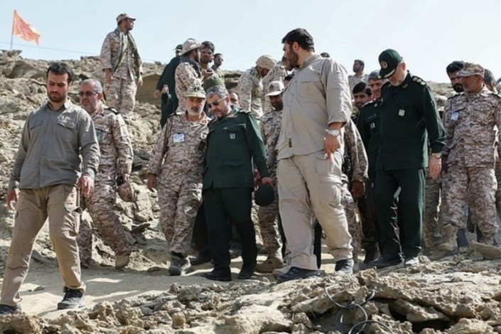 بازدید فرمانده سپاه از آسیب‌دیده‌ترین مناطق زلزله‌زده