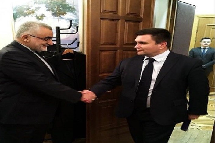 رئیس کمیسیون امنیت ملی با وزیر امور خارجه اوکراین دیدار کرد