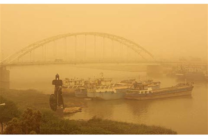 خوزستان  محاصره در گرد و غبار و ریزگردها/احتمال تعطیلی مدارس در روز چهارشنبه