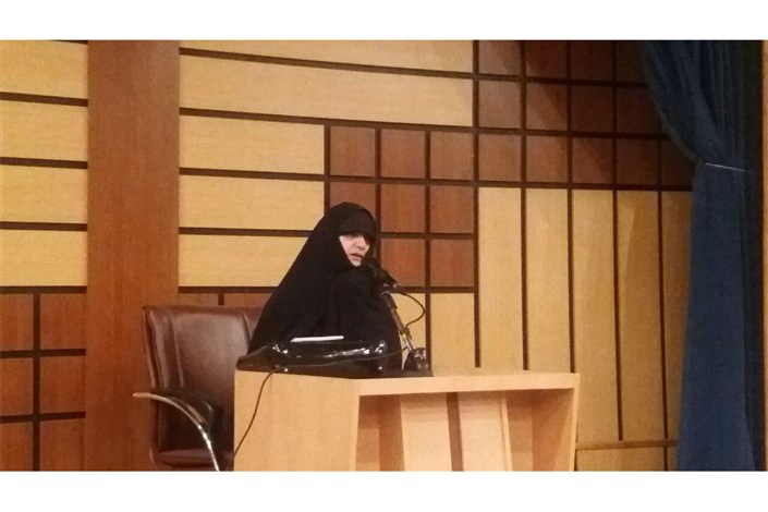 کرسی آزاد اندیشی با موضوع حجاب و عفاف در دانشگاه آزاد اسلامی واحد پرند برگزار شد 