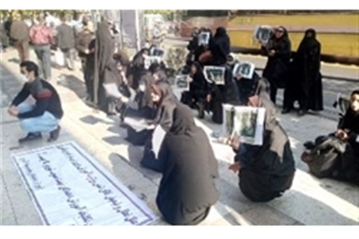 اعتراض آموزش دهندگان نهضت سواد آموزی در مقابل وزارت آموزش و پرورش