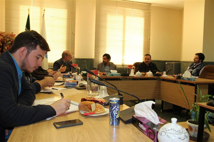 نشست هماهنگی  همایش راویان دفاع مقدس در دانشگاه آزاد اسلامی برگزار شد