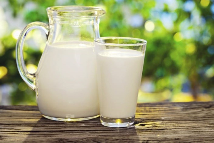 مصرف شیر آلوده به آنتی‌بیوتیک، سبب مقاومت ضد میکروبی در انسان
