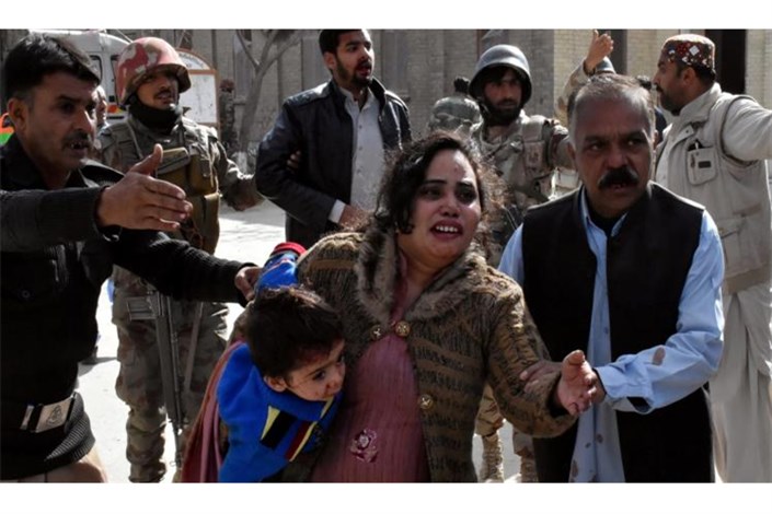 کشته و زخمی شدن بیش از 45 تن در حمله به کلیسایی در پاکستان