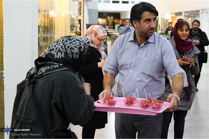 برگزاری جشن یلدای مهربانی در شهر تهران
