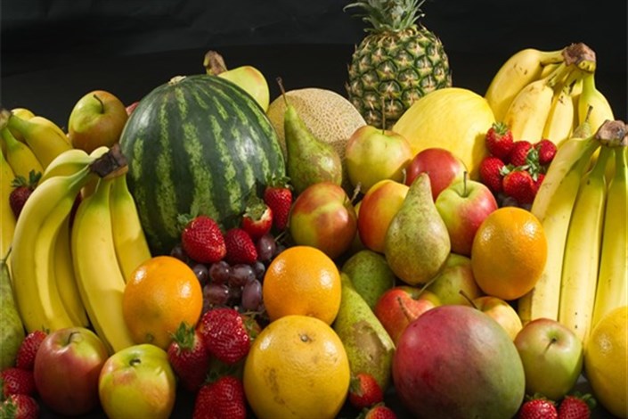 نرخ انواع میوه‌ و سبزیجات در بازار/ رنگ و بوی زمستانی  بازار میوه +جدول