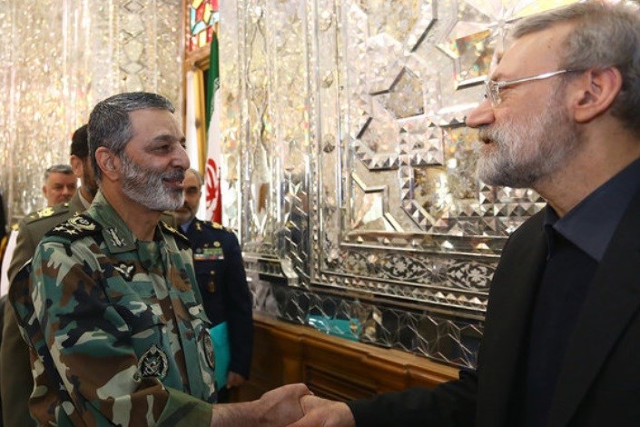 فرمانده  ارتش با رئیس مجلس شورای اسلامی دیدار کرد