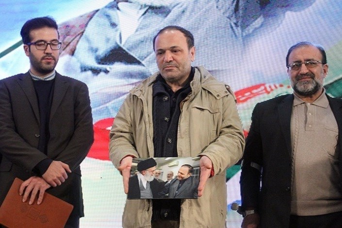 تشکر خانواده شهید علی خوش لفظ از رهبر انقلاب