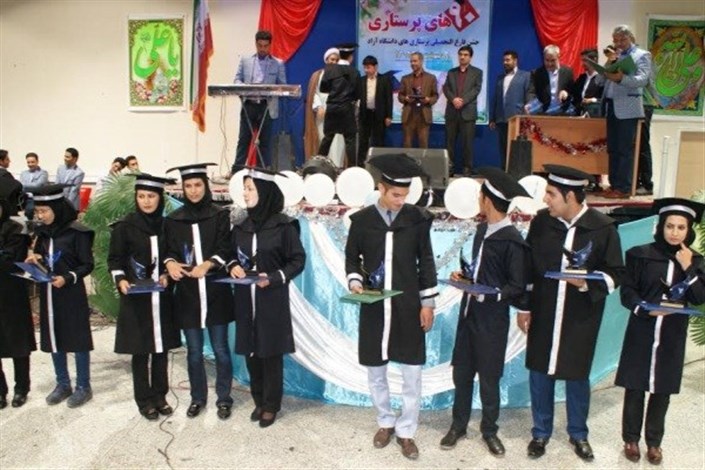 جشن دانش‌آموختگی ۱۰۰ دانشجوی پرستاری دانشگاه آزاد اسلامی واحد سمنان برگزار شد