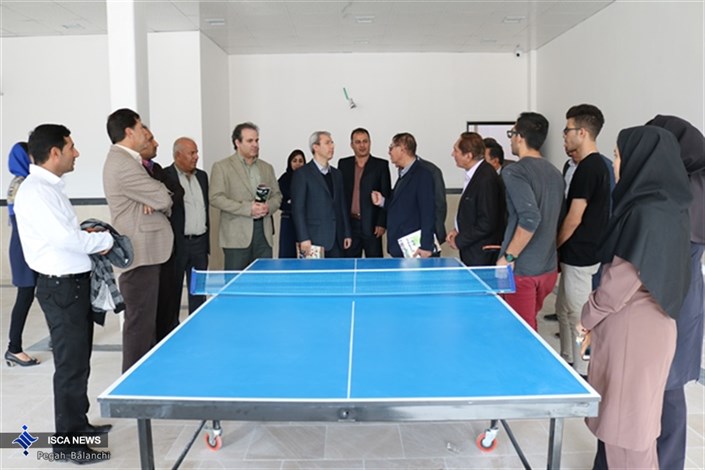 بازدید رییس فدراسیون تنیس روی میز کشور از تالار ورزشی دانشگاه آزاد اسلامی اوز