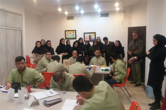 بازدید دانشجویان دانشگاه آزاد واحد بندرگز از مرکز توانبخشی بهکوش گرگان
