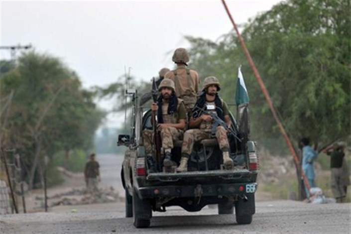 آمریکا کمک های امنیتی خود را به پاکستان قطع می کند