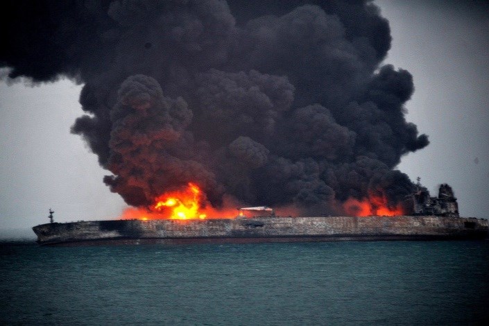 نفتکش حادثه دیده ایرانی وارد آب های ژاپن شد