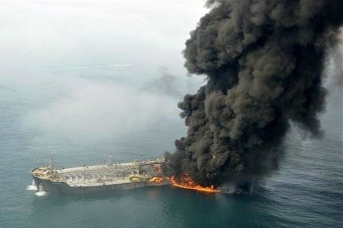 سامانه‌های ‌موقعیت‌یابی نفتکش ایرانی و کشتی چینی از کار افتاده بودند 