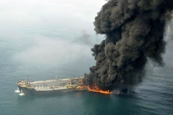 تشریح  تصمیمات  کمیسیون  امنیت ملی  مجلس درباره حادثه نفتکش «سانچی»
