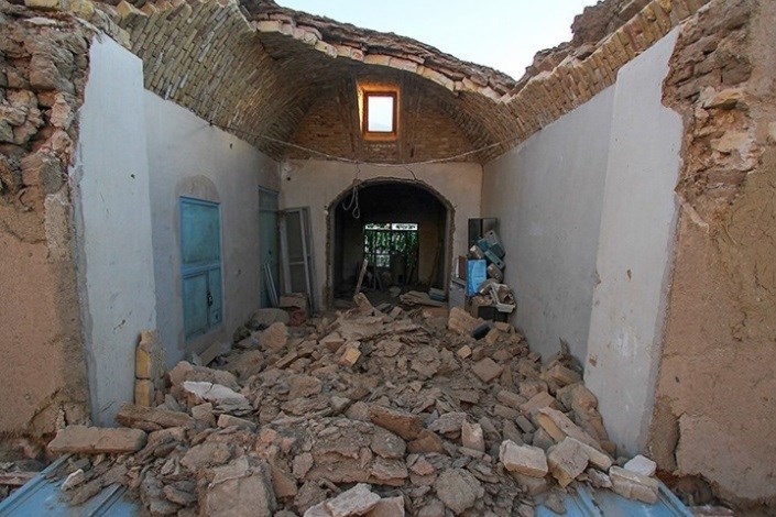  بازدید رئیس جمهور از مناطق زلزله زده در کوهبنان