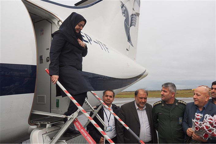 خرید هواپیماهای بوئینگ پیچیده است/۵۰ خلبان زن در صف ورود به ایران‌ایر