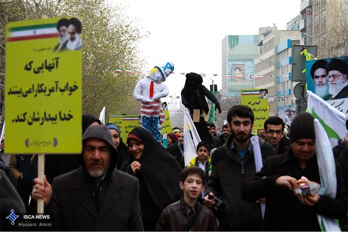 نقش مردم در شکل گیری و تداوم انقلاب اسلامی 