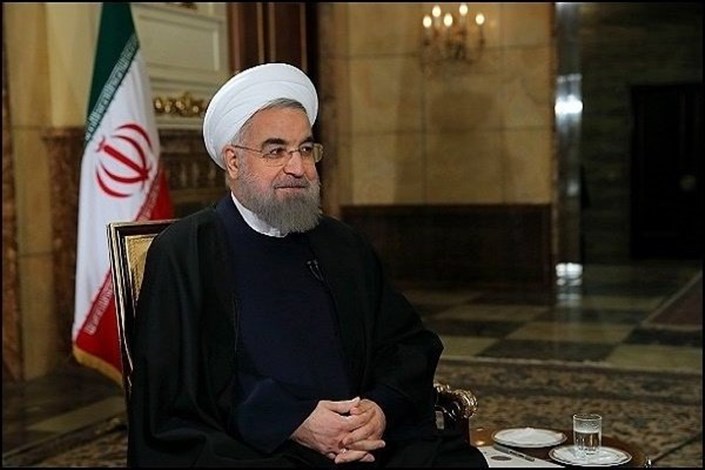 گفت‌وگوی زنده تلویزونی روحانی تا دقایقی دیگر
