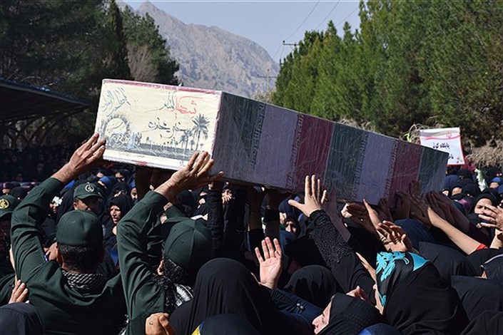 تشییع و تدفین دو شهید گمنام در دانشگاه آزاد اسلامی استهبان