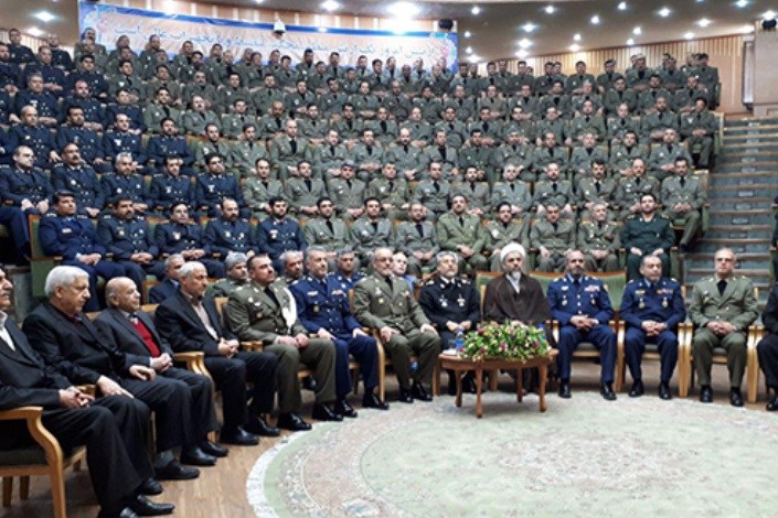 مراسم دانش‌آموختگی دانشجویان دانشگاه فرماندهی و ستاد ارتش برگزار شد