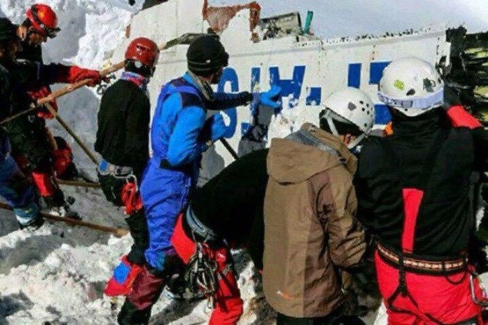 تعیین چند تیم کارشناسی برای بررسی قصور شرکت هواپیمایی در سقوط هواپیمای مسافربری تهران _یاسوج 