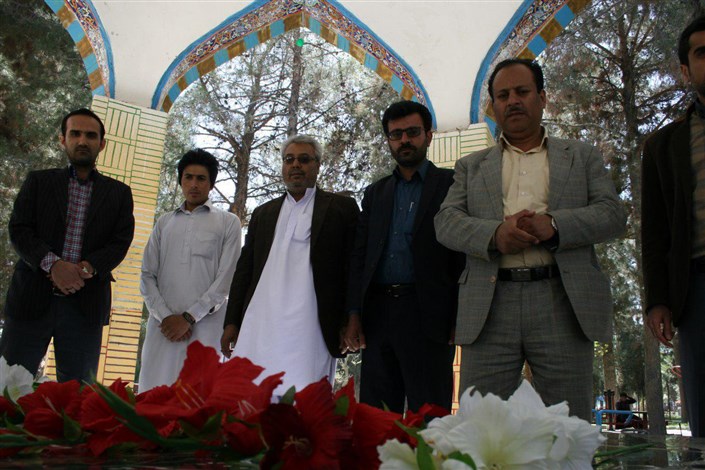 غبار روبی مزار شهدای گمنام شهرستان خاش و دیدار با خانواده شهدا و جانبازان