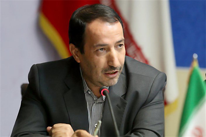 حسینی: فربه کردن دولت تحمیل هزینه های اضافه به نظام است