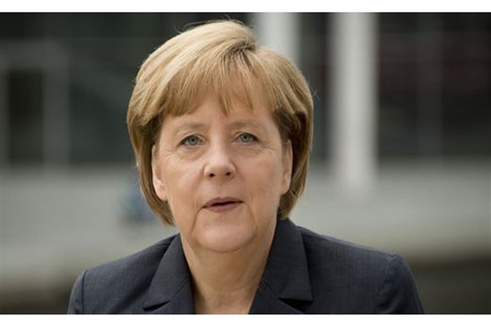 انتقاد مرکل از اظهارات اسلام ستیزانه وزیر کشور آلمان