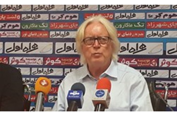 شفر: بازیکنان ایران برای حضور در جام جهانی ‌آماده هستند/در رختکن از بازیکنان خواستم بازی را عوض کنند