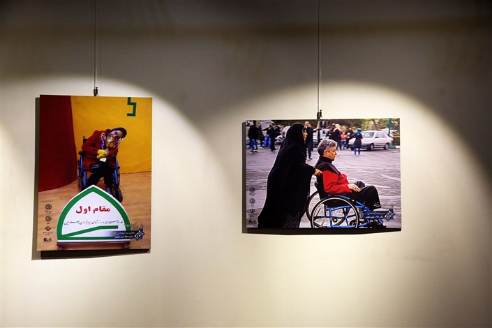 نمایشگاه آثار منتخب جشنواره عکس سلامت شهری در فرهنگسرای انقلاب  برپاست