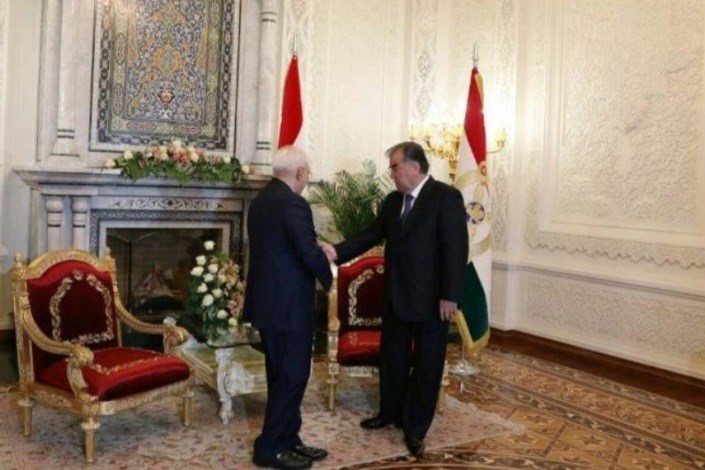 ظریف با رئیس جمهوری تاجیکستان دیدار کرد