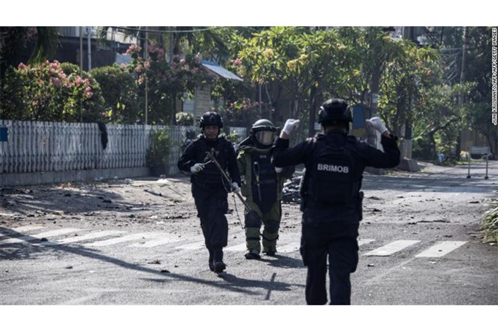 10 کشته در حملات انتحاری اندونزی