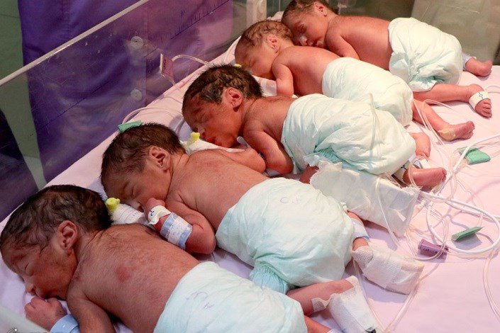 تولد نوزادان ۶ قلو در تبریز