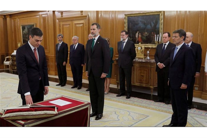 نخست وزیر جدید اسپانیا سوگند یاد کرد