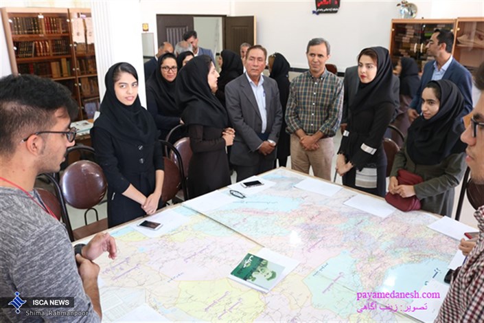 اعضای باشگاه کتاب دانشگاه آزاد اسلامی اوز با مشاور وزیر فرهنگ و ارشاد اسلامی دیدار کردند