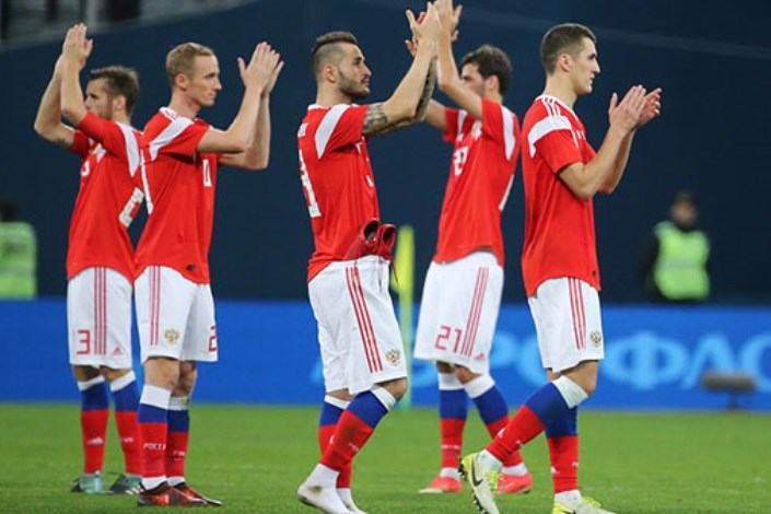 پیروزی روسیه مقابل عربستان در نیمه اول