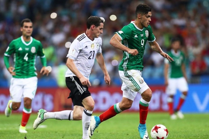 پیروزی یک نیمه ای مکزیک مقابل آلمان