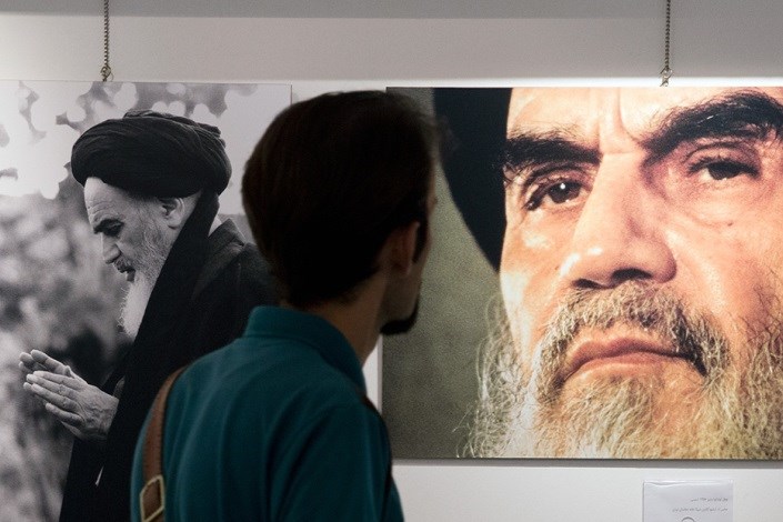 امام خمینی (ره) بدون واسطه با قلب ملت ایران ارتباط برقرار کردند