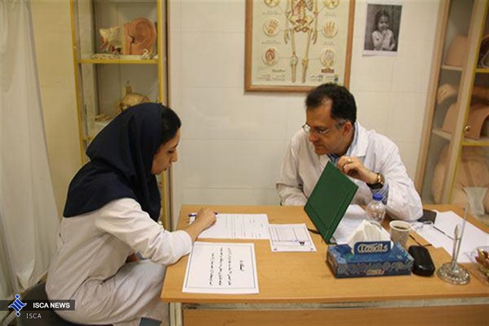 آزمون ارزیابی صلاحیت‌های بالینی دانشگاه آزاد اسلامی برگزار شد / نظارت 15 دوربین از آزمون