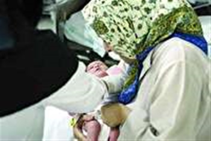 تولد نوزاد مریوانی در جلسه کنکور