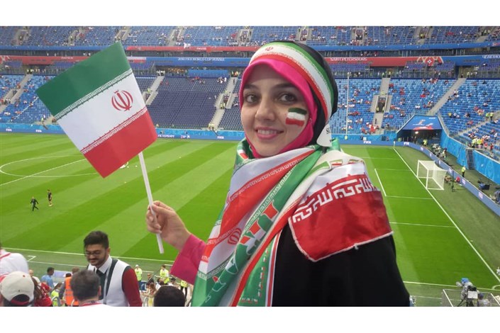 بانویی که با حجاب چادر به تماشای مسابقات جام جهانی روسیه رفت