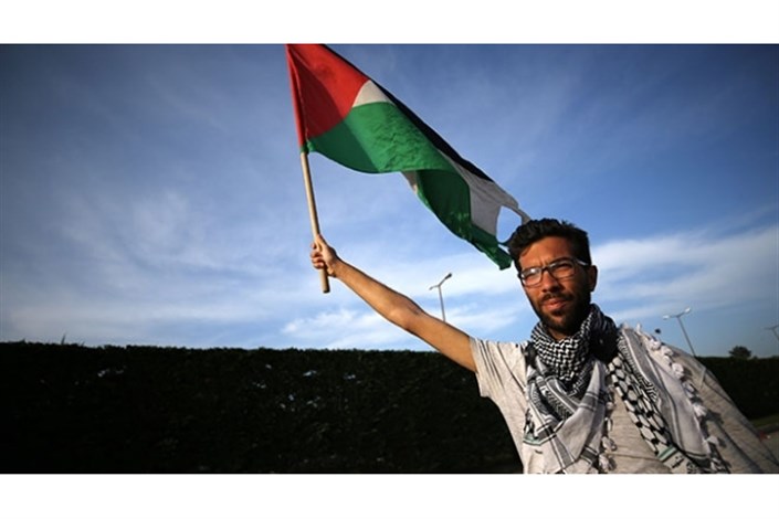 اعطای شهروندی و مدال افتخار فلسطین به فعال مدنی سوئد