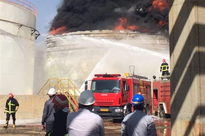 انفجار مهیب مخزن نفت در شهرک صنعتی خمین/ دو کشته و چند مصدوم