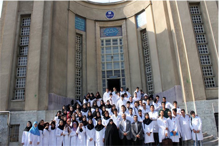 نشست مسئولان دانشگاه علوم پزشکی تهران و شهردار منطقه ۱۸ برگزار شد