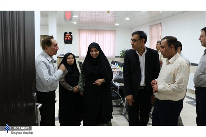 مدیر کل دفتر مطالعات اجتماعی استانداری فارس از دانشگاه آزاد اوز بازدید کرد