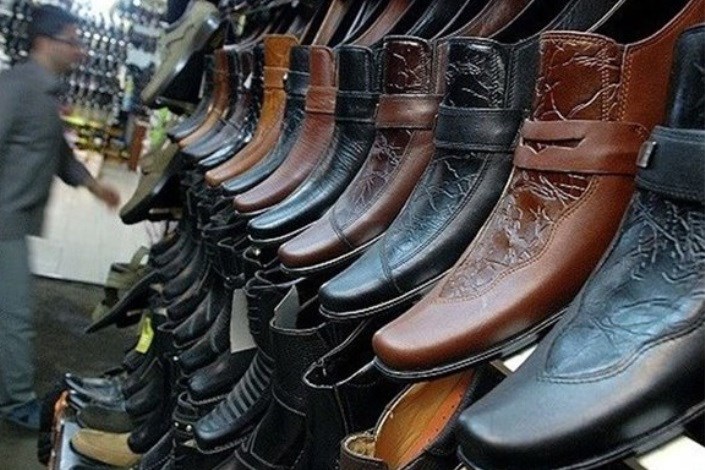 تولیدکنندگان کفش در انتظار ترخیص مواد اولیه از گمرک